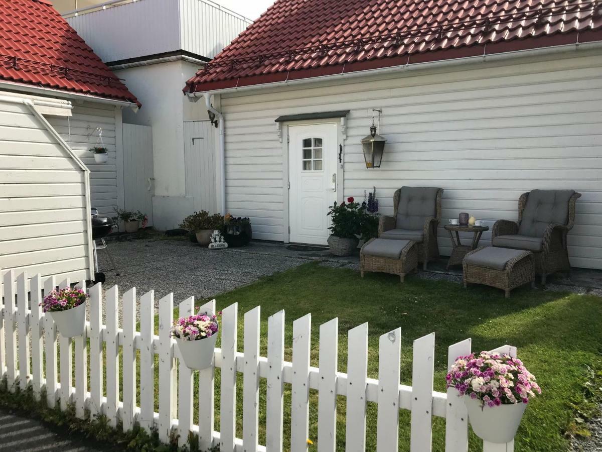 Koselig Landsbyhus I Nordfjord Nordfjordeid Exterior photo